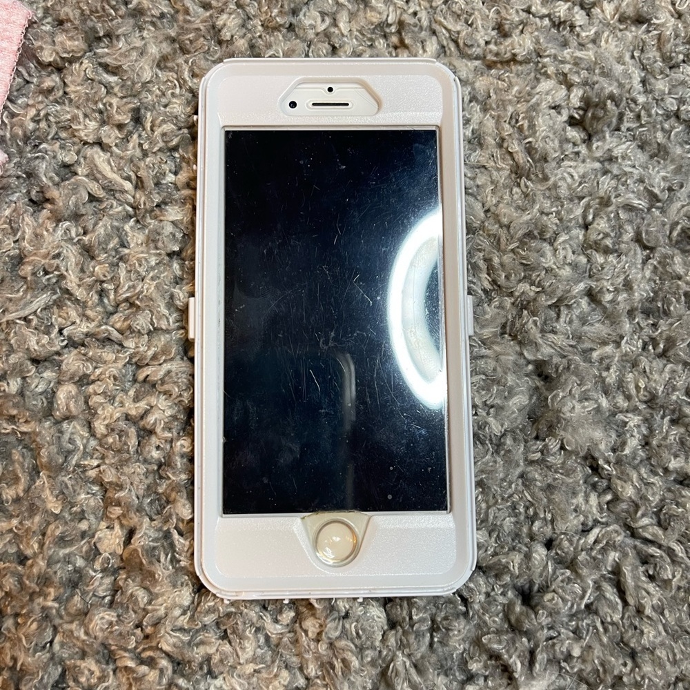 iPhone 6s blue otter box case - Picture 8 of 8